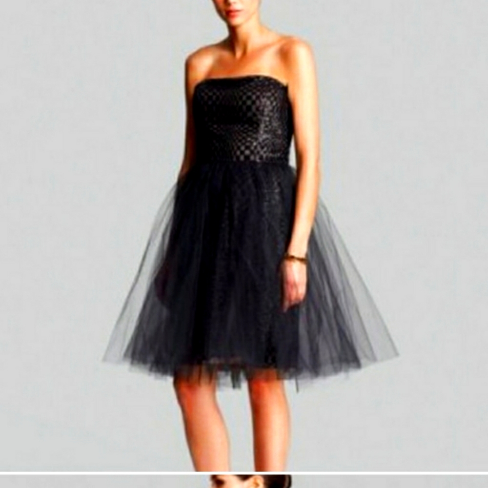 Vera Wang Black Sequin Strapless Dress size 2